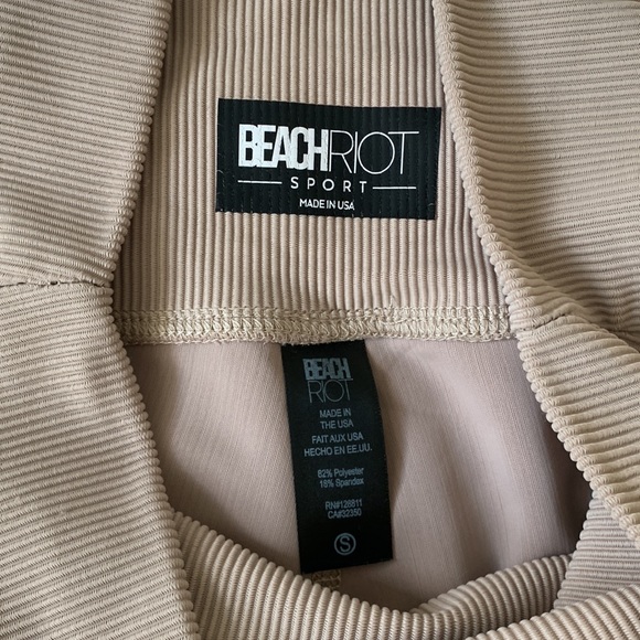 Beach Riot leggings size small - Picture 3 of 3